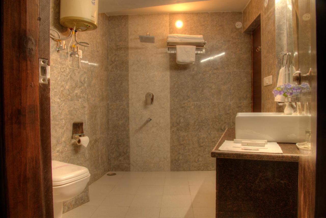 The Palm Resort-Luxuria ناينيتال المظهر الخارجي الصورة
