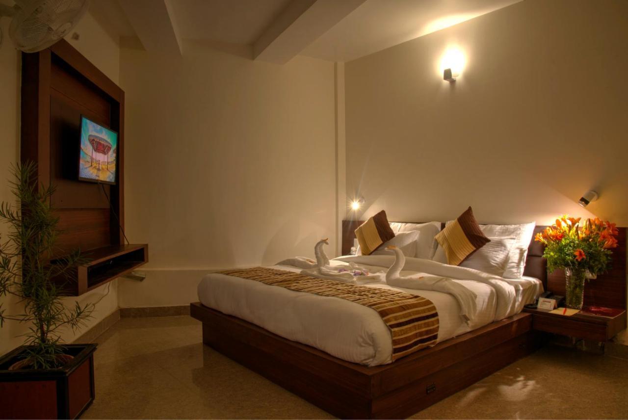 The Palm Resort-Luxuria ناينيتال المظهر الخارجي الصورة